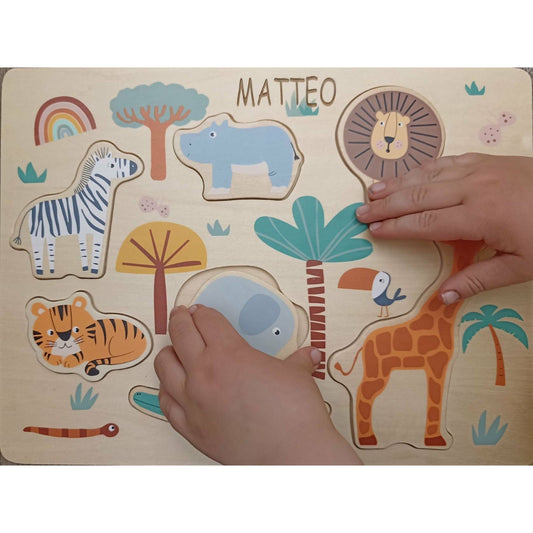 JETZT NEU Personalisiert gelasert Setzpuzzle Holz Wildtiere Löwe Zebra Puzzle für Kinder Holzspielzeug Steckpuzzle Maße: ca. 30 x 22 x 1 cm - Spielwaren - Personalisiert