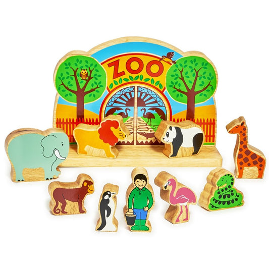 Lanka Kade Junior Zoo aus Holz – Tier - Spielset mit 9 Figuren & Zoo - Kulisse | Fair Trade - Spielwaren - Personalisiert